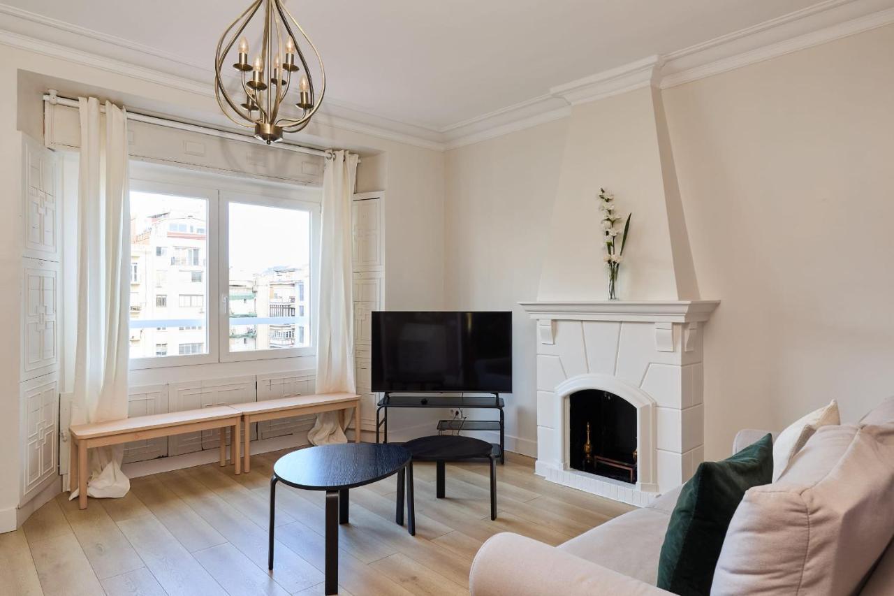 Апартаменти Casa Cosi - Casanova 6 Барселона Екстер'єр фото